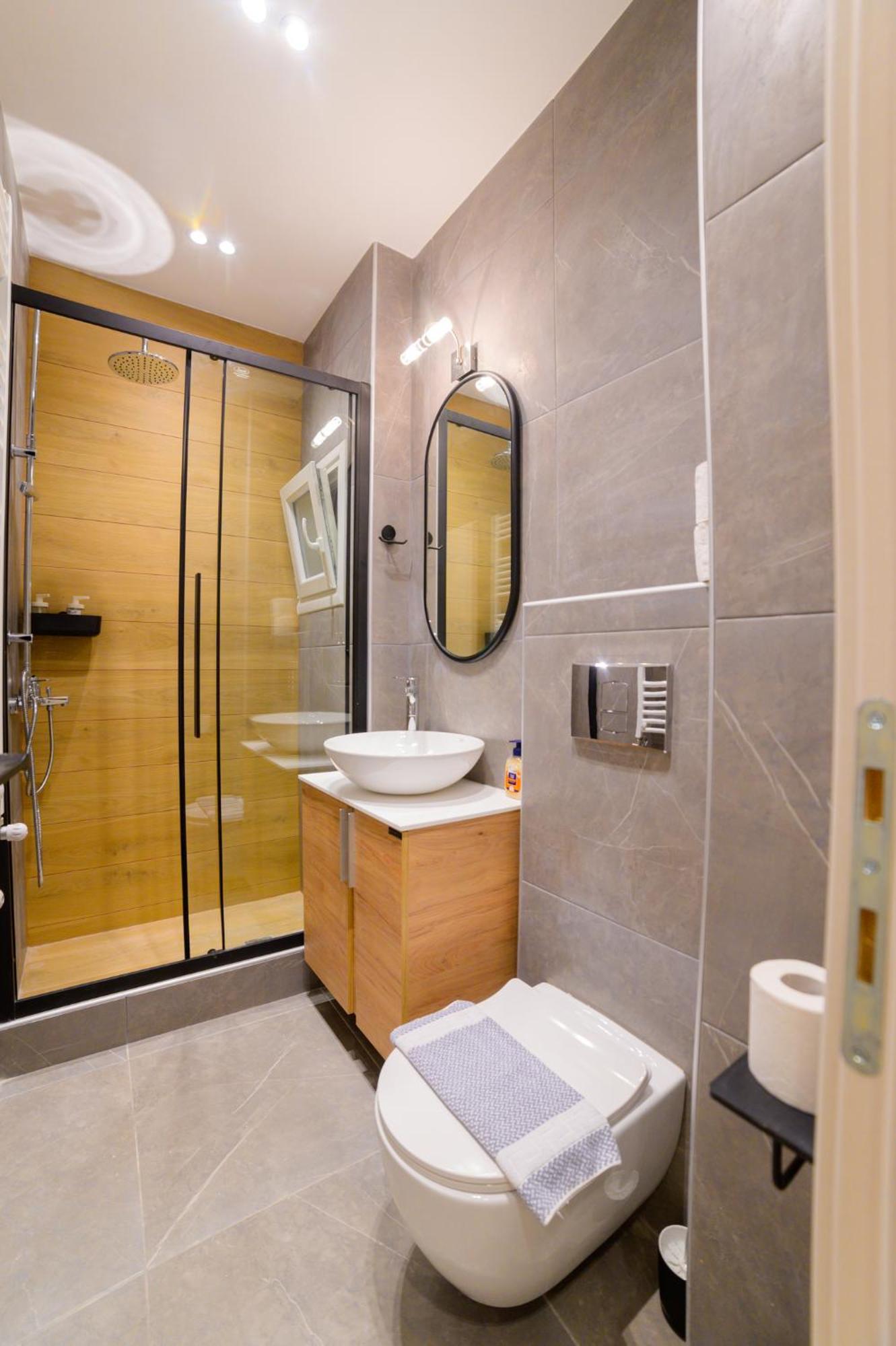 New Modern 2Nd Floor Apartment Salonicco Esterno foto