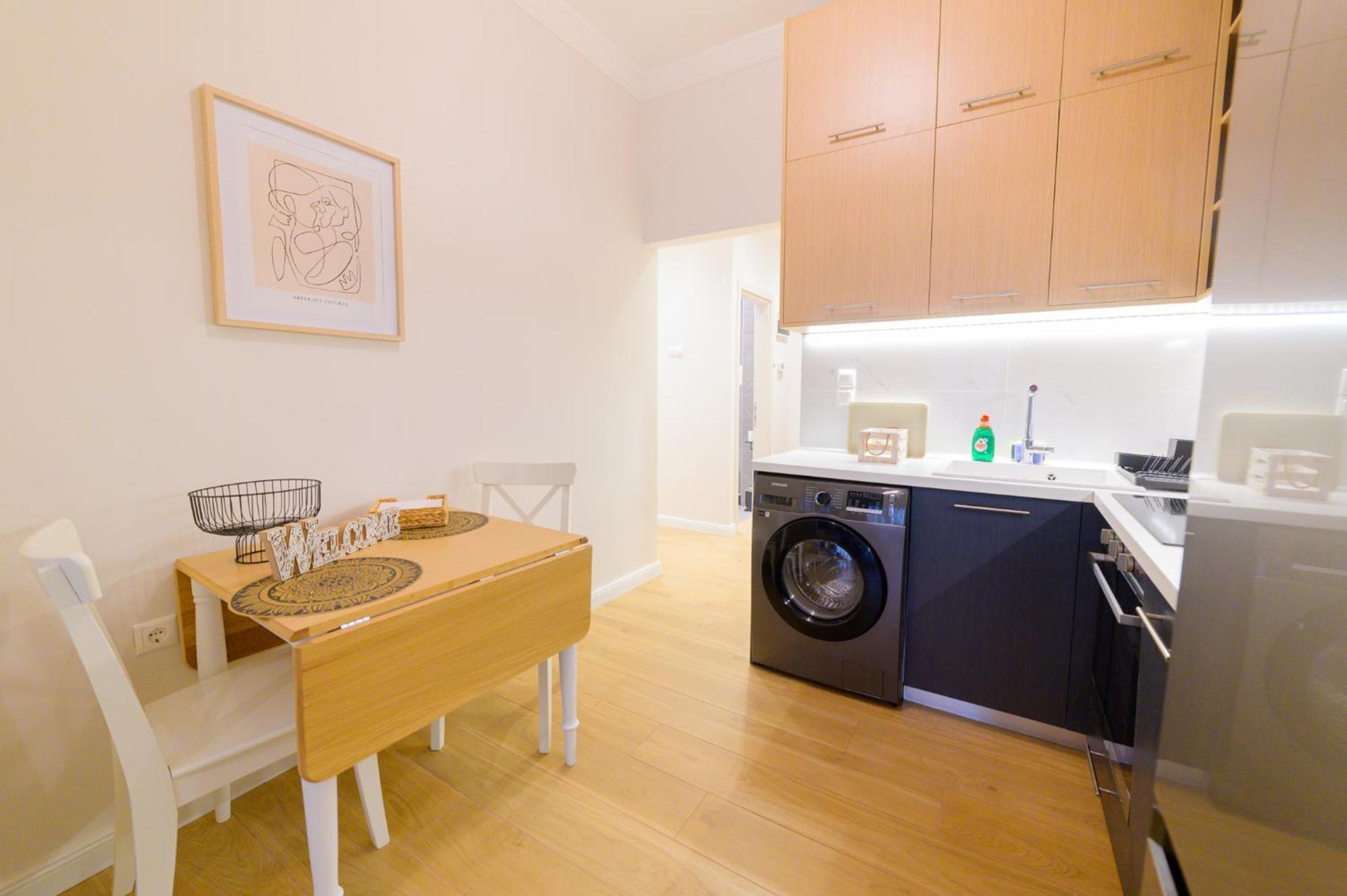 New Modern 2Nd Floor Apartment Salonicco Esterno foto
